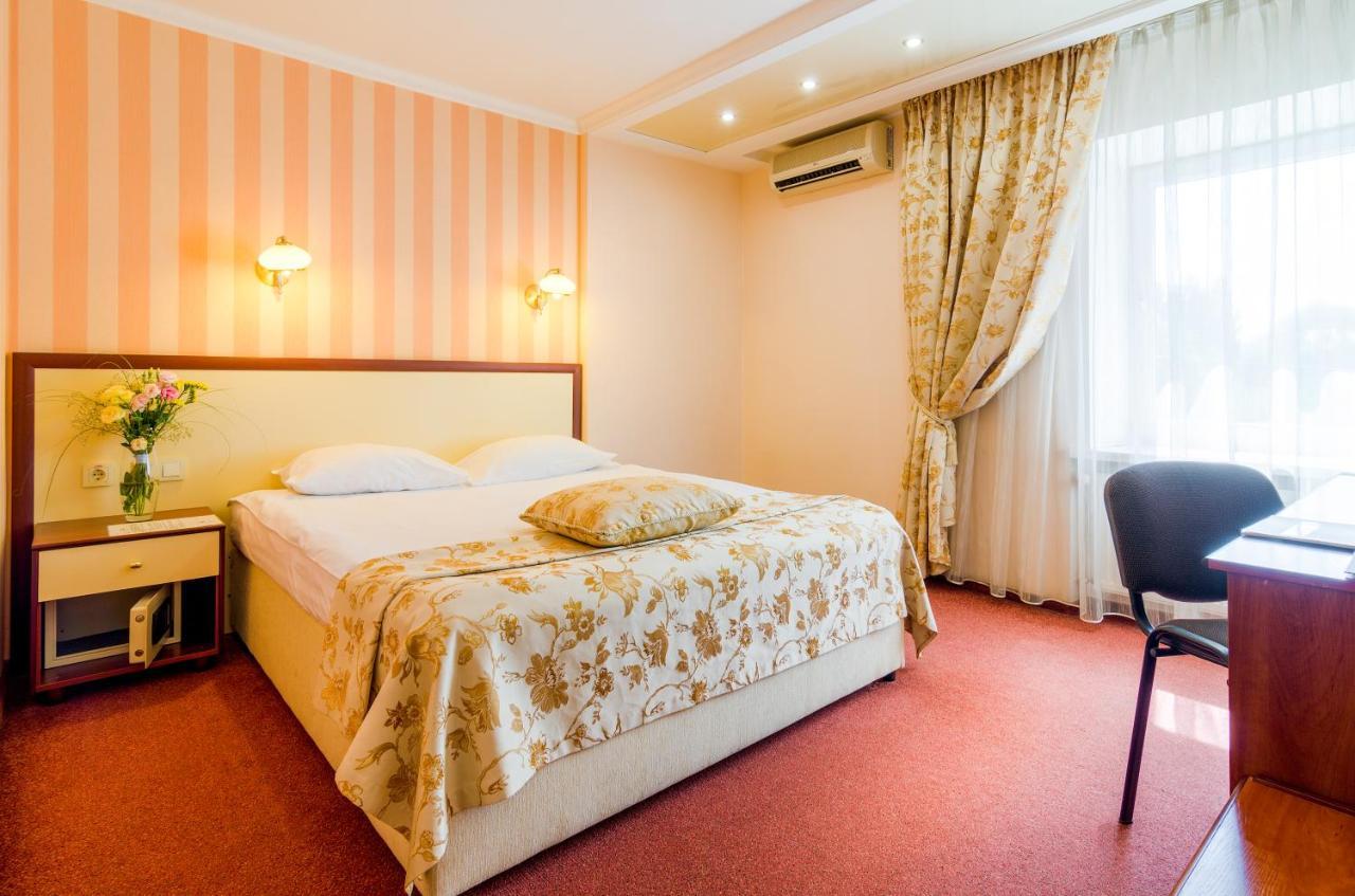 Raziotel Krywyj Rih Exterior foto