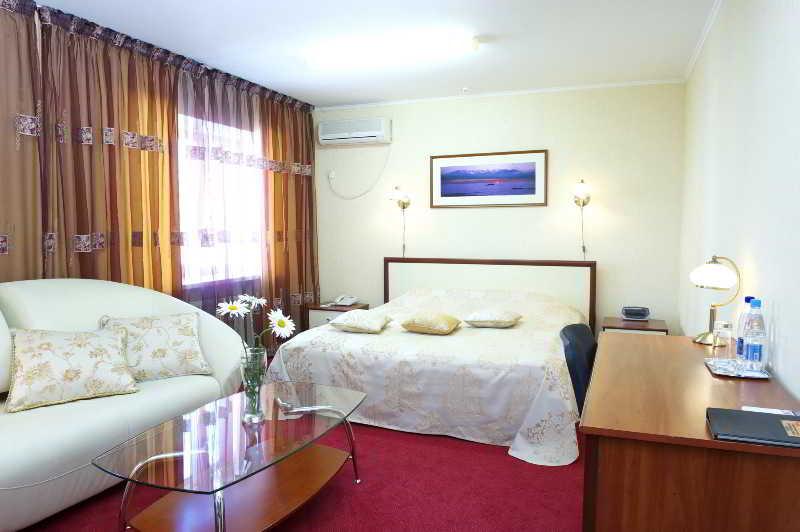 Raziotel Krywyj Rih Exterior foto