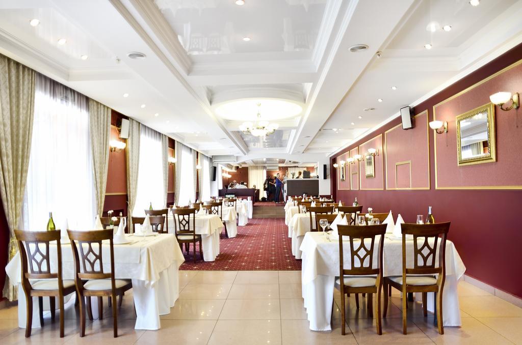 Raziotel Krywyj Rih Exterior foto